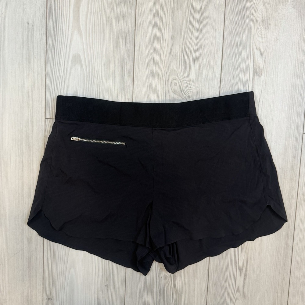Athleta‎ Size 14 Black Mod Trekkie Shorts Stretch Ripstop Zip Pockets # 291730